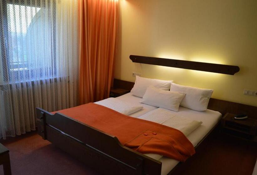 Отель Landhaus Eickler