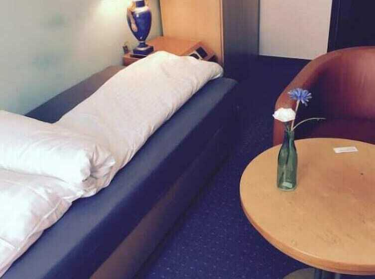 Отель Landskrone