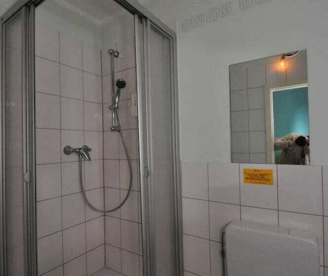 Отель Landskrone