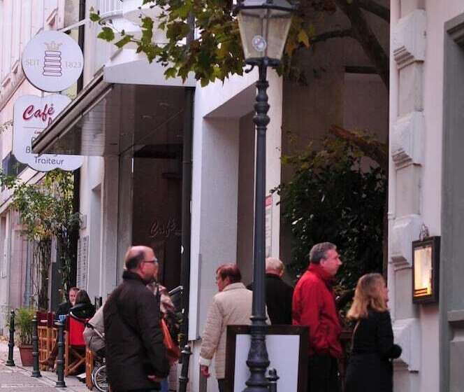 Отель Landskrone