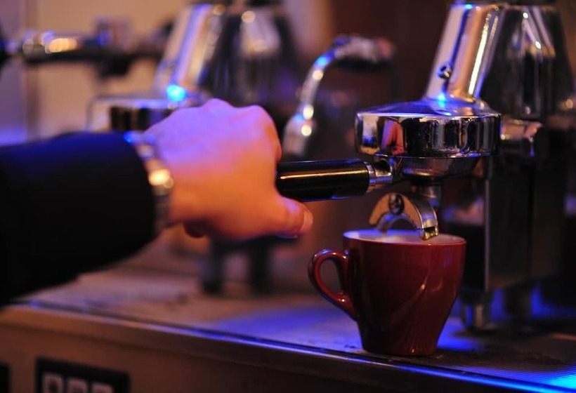 Отель Landskrone