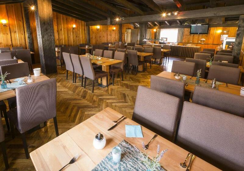 ホテル Lowen Garni B&b