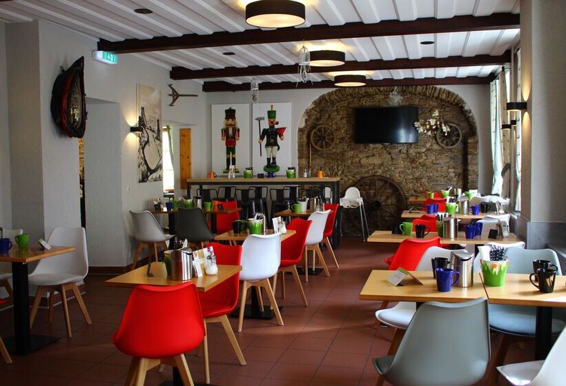 Отель Miriquidi