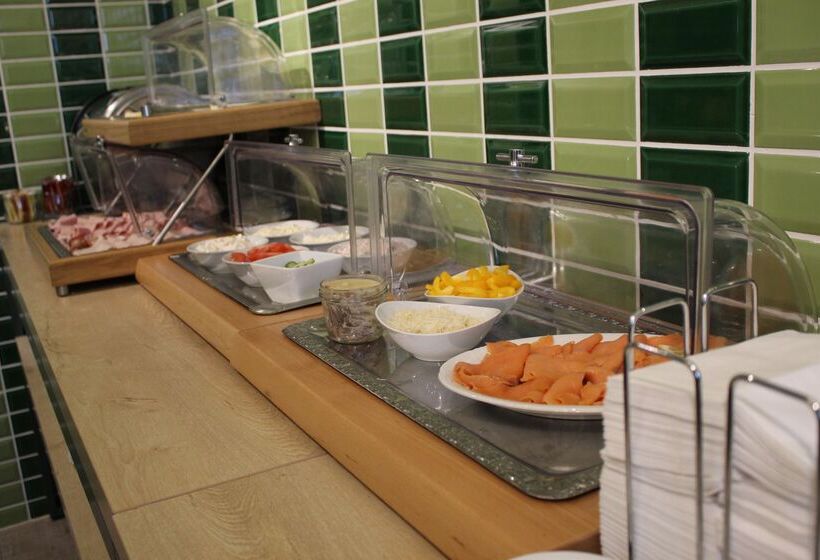 Отель Miriquidi