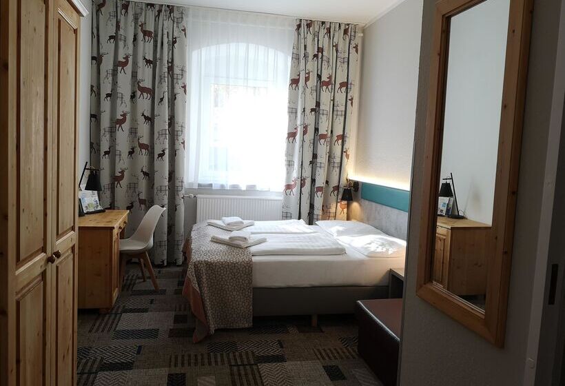 Отель Miriquidi