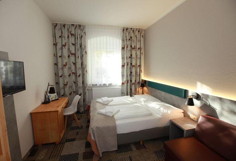 Отель Miriquidi