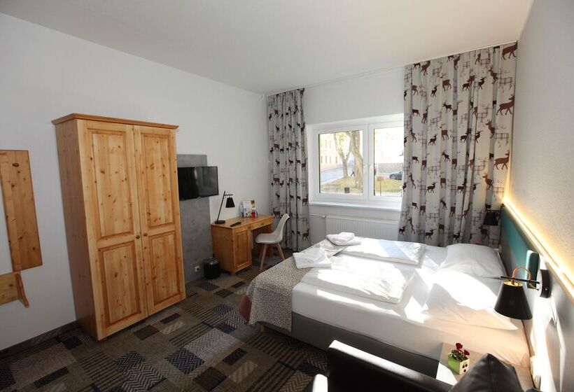 Отель Miriquidi