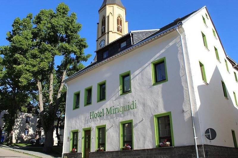 Отель Miriquidi