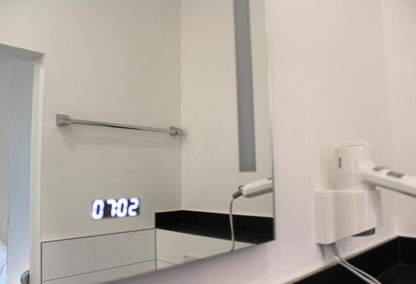 فندق Mozart Bonn