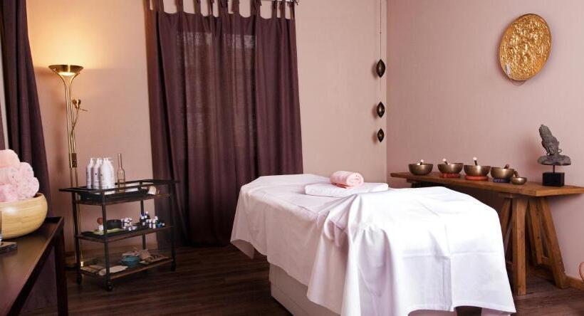 Отель Wellness & Thermal Retreat Das Mühlbach