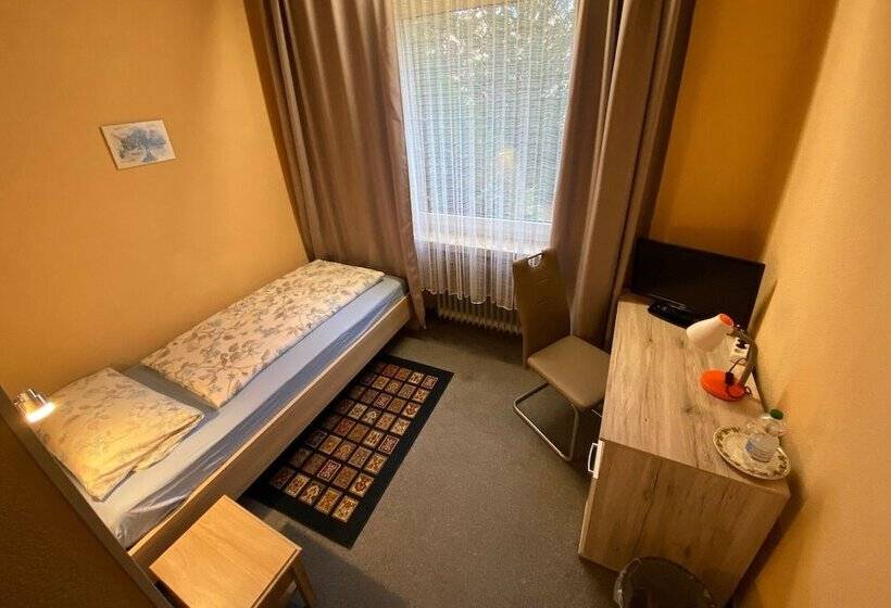 فندق Pension Am Thermalbad