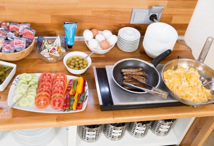 ホテル Pension Central Nuernberg Fuerth