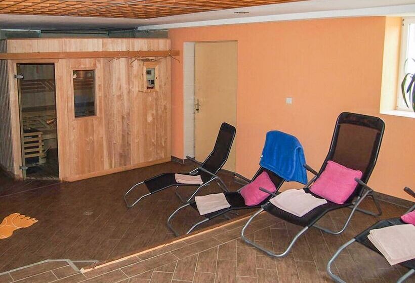 Отель Pension Haus Saarland