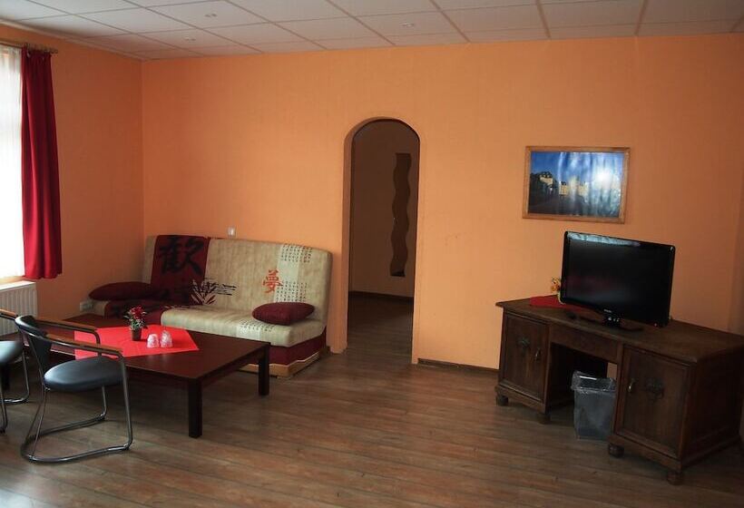 Отель Pension Haus Saarland