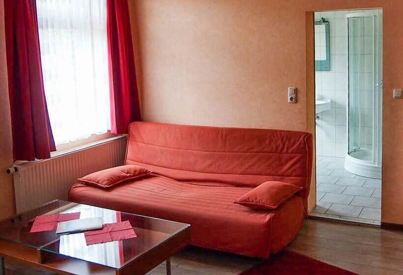 Отель Pension Haus Saarland