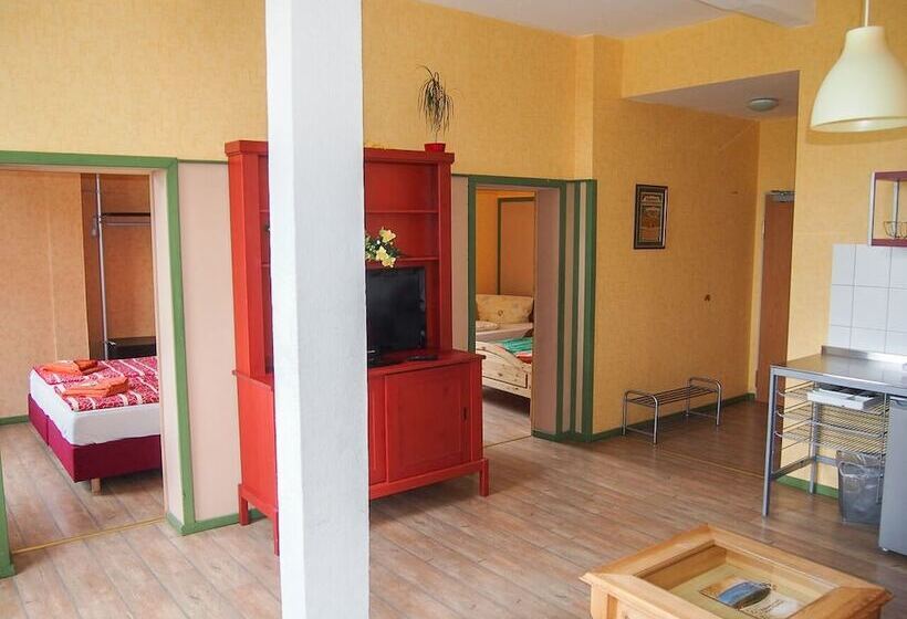 Отель Pension Haus Saarland