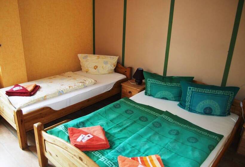 Отель Pension Haus Saarland