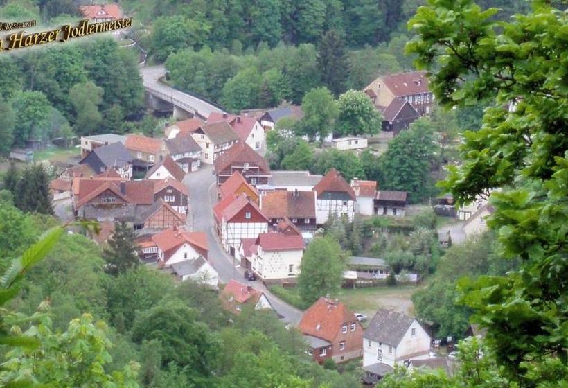 ホテル Pension & Restaurant   Zum Harzer Jodlermeister
