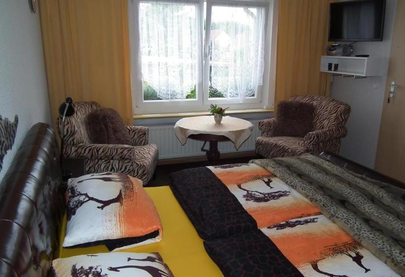 Отель Ferienwohnung Weingart Quedlinburg