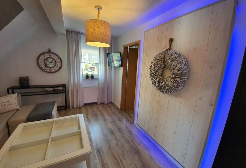 فندق Reinhardshäusle Pension & Wellness