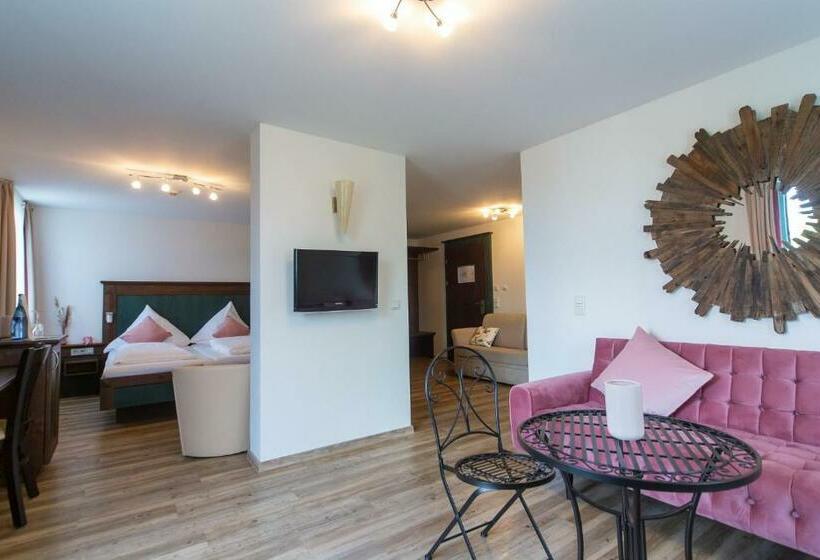 Hotel Restaurant Auerhahn