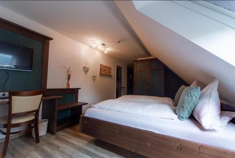 Hotel Restaurant Auerhahn