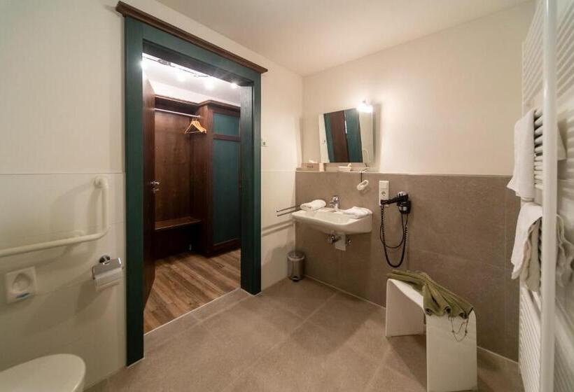 Hotel Restaurant Auerhahn