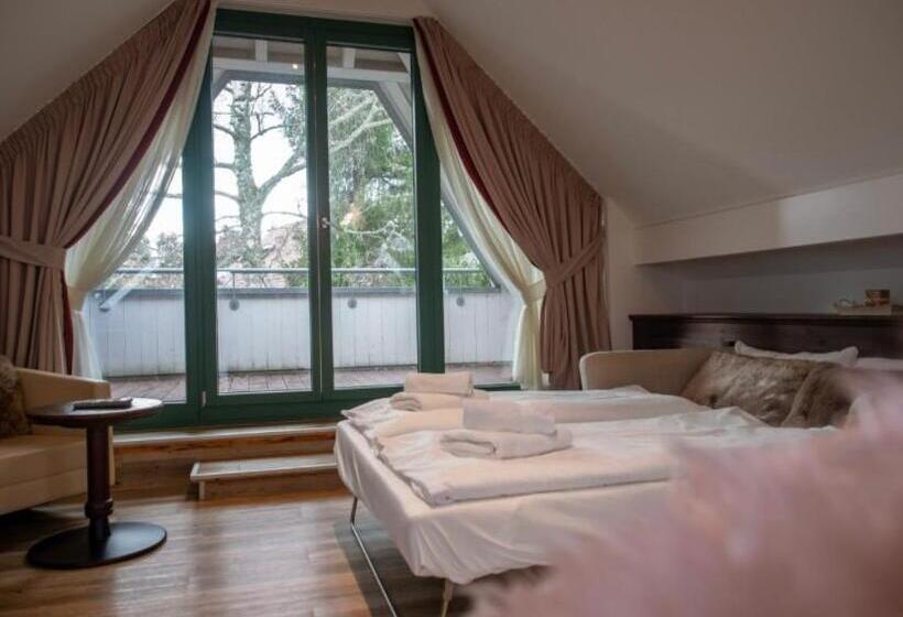 Hotel Restaurant Auerhahn