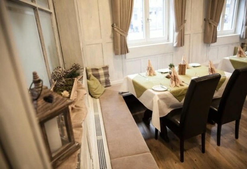 בית מלון כפרי & Restaurant Schwarzes Kreuz