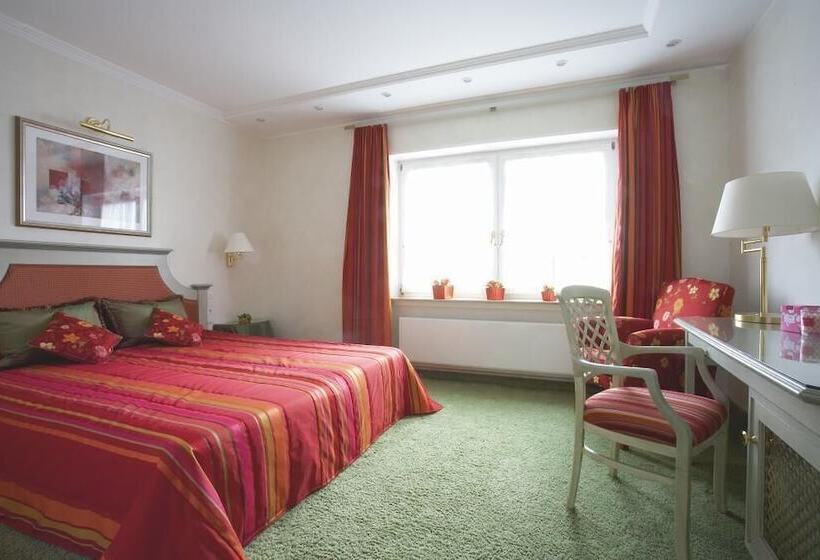 Romantik Berghotel Astenkrone