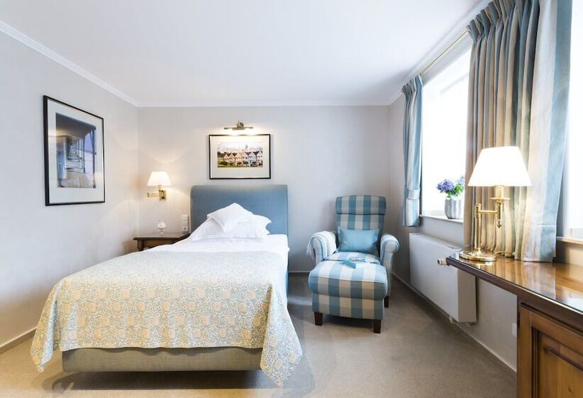 Romantik Berghotel Astenkrone