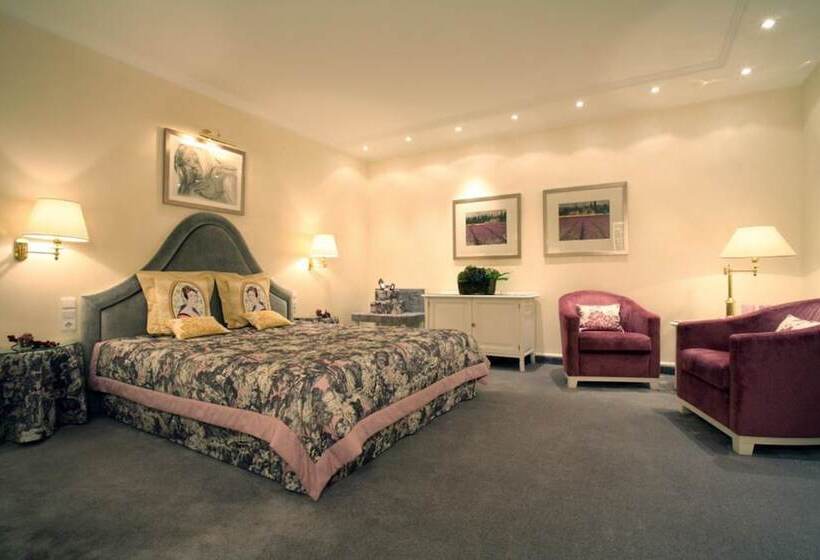 Romantik Berghotel Astenkrone