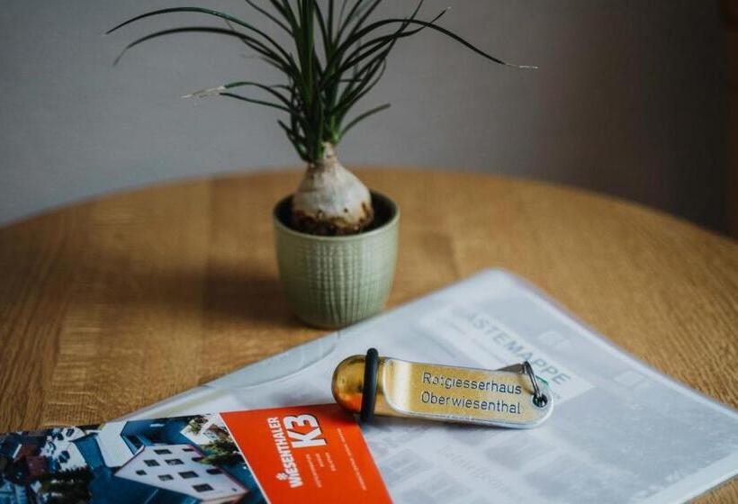 酒店 Rotgiesserhaus