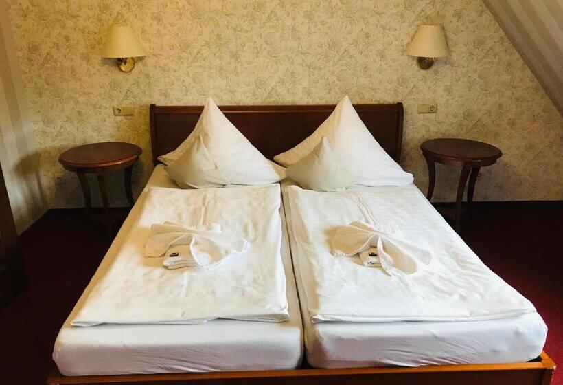 Schlosshotel Stecklenberg