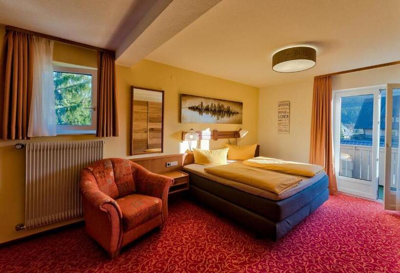 Отель Sonneneck Titisee  Adults Only