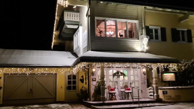 فندق Steffl Garni