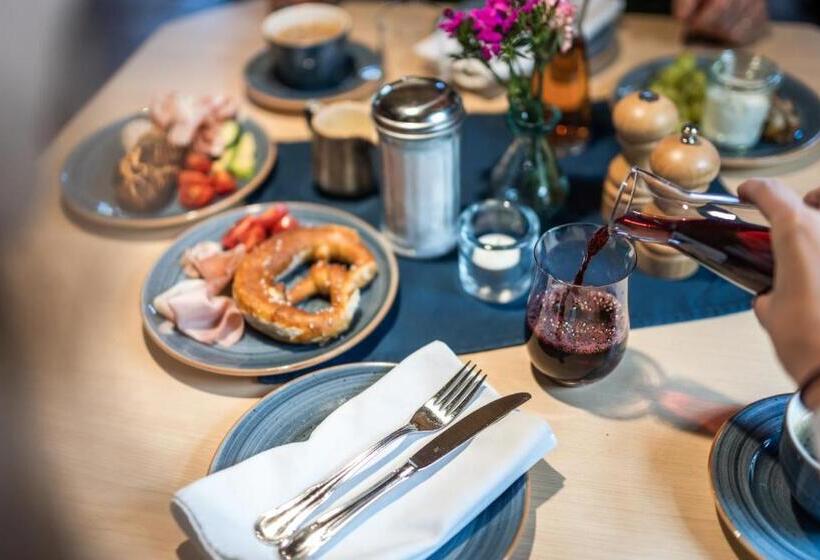 酒店 Tegernseer Hof