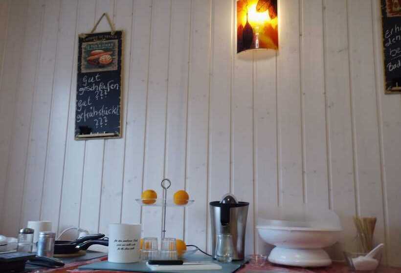 בית מלון כפרי Wildunger Hof Mit Gemeinschaftskuche