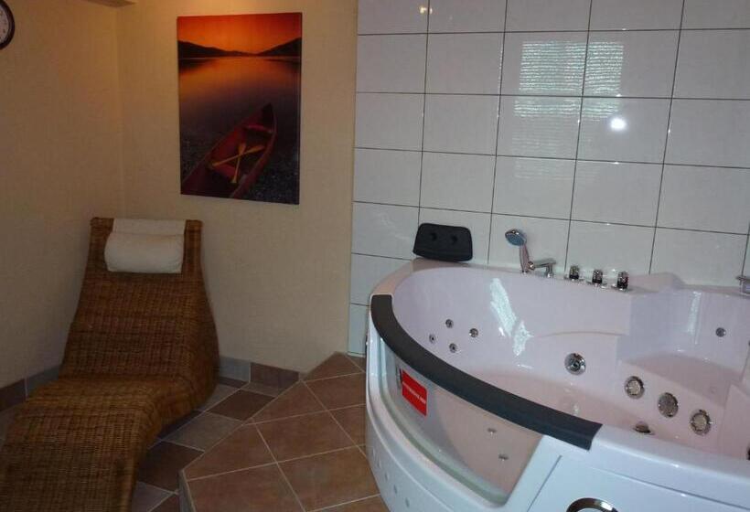 בית מלון כפרי Wildunger Hof Mit Gemeinschaftskuche