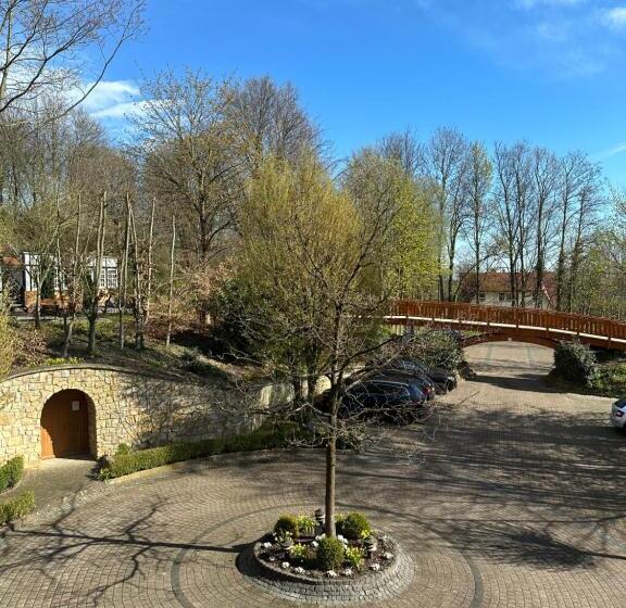 호텔 Wittekindsquelle