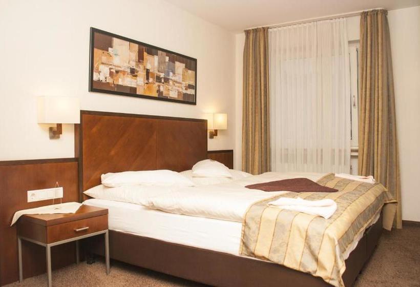 فندق Zum Adler  Superior