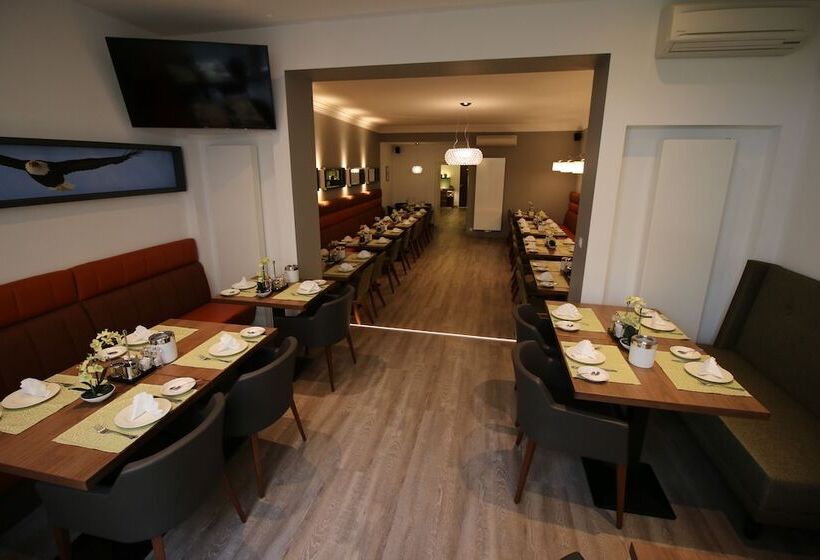 هتل Zum Adler  Superior