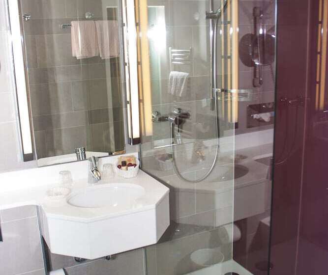 هتل Zum Adler  Superior