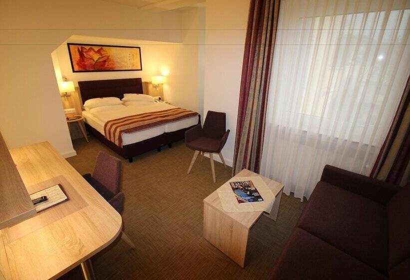 فندق Zum Adler  Superior