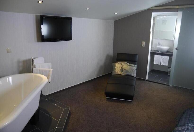 בית מלון כפרי Zum Bären