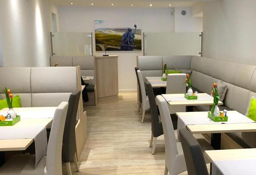 בית מלון כפרי Zum Bären