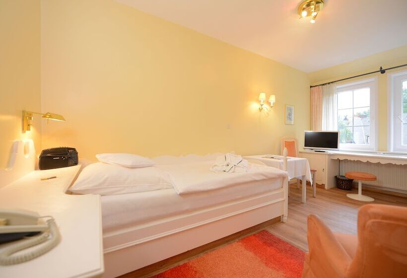 Landhaus Hotel Garni Strampenhof