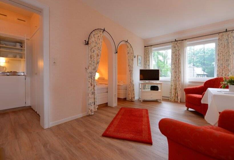 Landhaus Hotel Garni Strampenhof