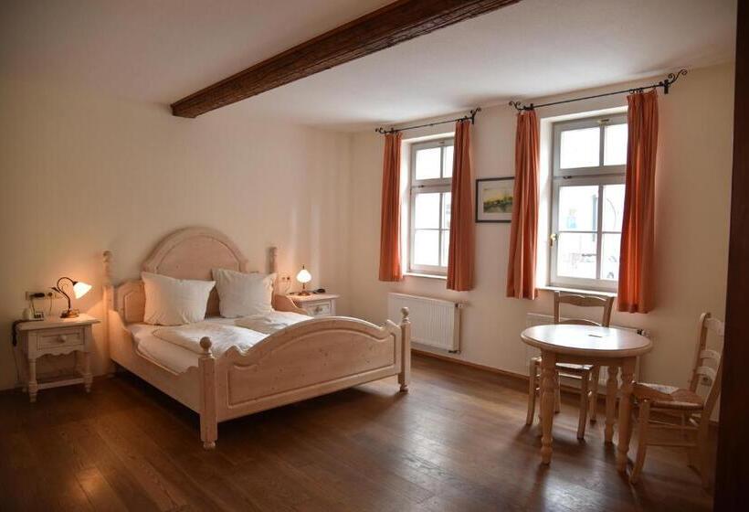 ペンション Altstadthotel Garni Schlundhaus & Rautenkranz