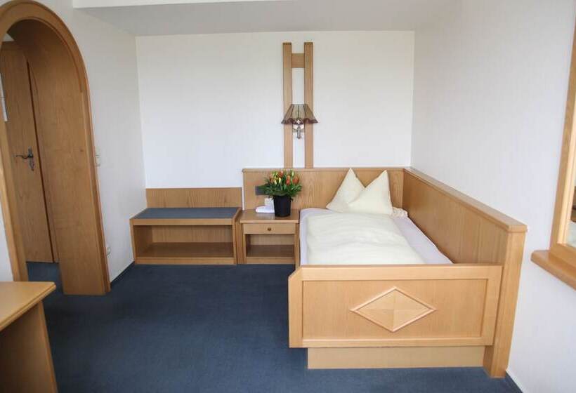 بنسيون Brauereigasthof/hotel Bürgerbräu